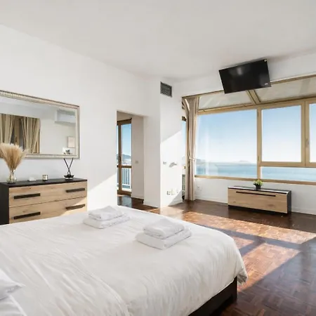 Villa Con Piscina Vista Mare , A-C , Sala Giochi Feriehus *