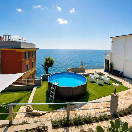Villa Con Piscina Vista Mare , A-C , Sala Giochi Feriehus Genova