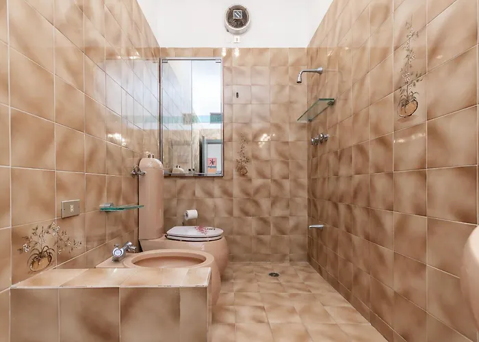 Holiday home 4 Bedroom Vista Mare, Terrazza E Giardino *