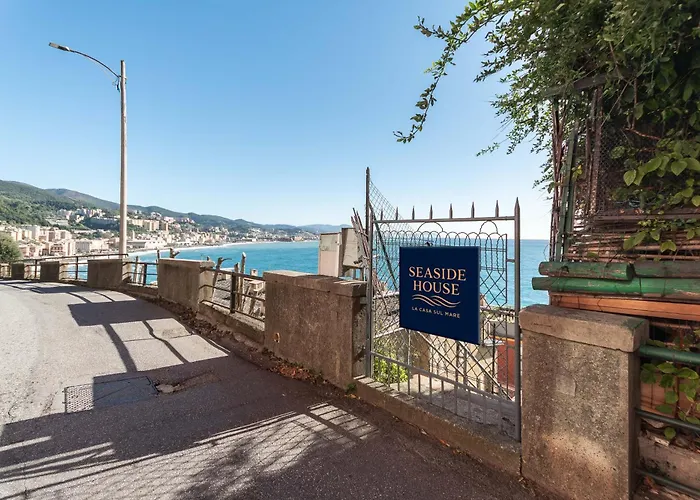 4 Bedroom Vista Mare, Terrazza E Giardino Genoa
